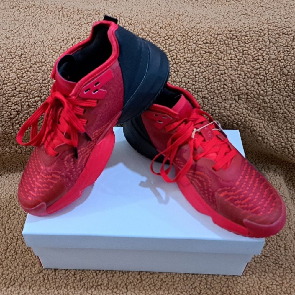 Adidas Donovan Mitchell DON #4 Red Black BasketBall Shoes Mens 8 fit women 9 New